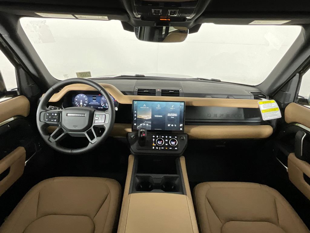 New 2026 Land Rover Defender 130 X-Dynamic SE AWD/4WD image 4