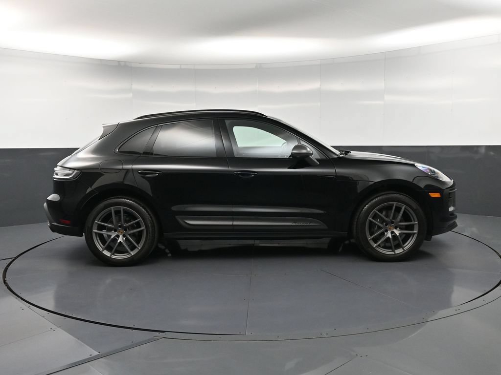 Certified 2024 Porsche Macan Turbo AWD/4WD image 9