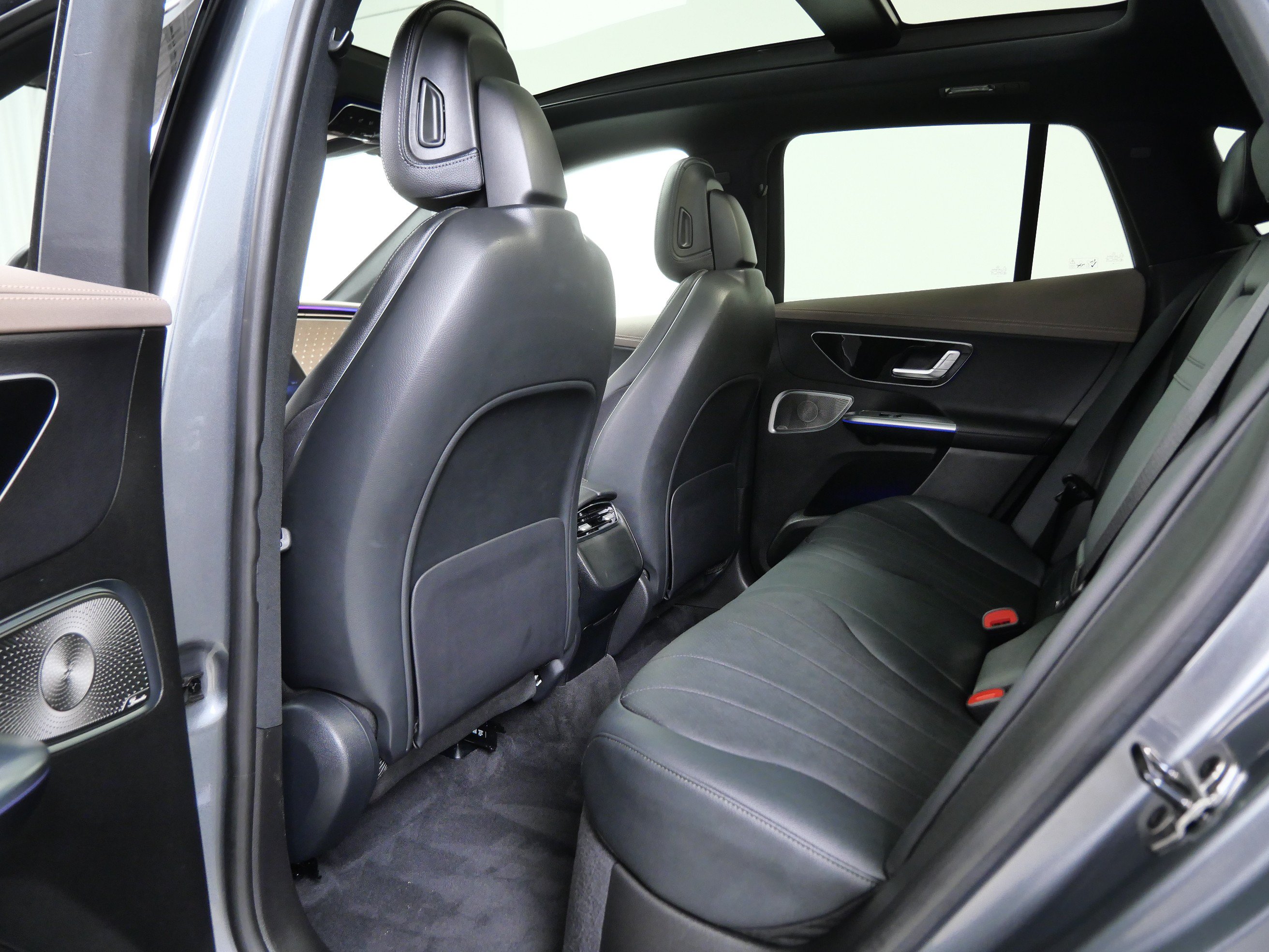 Certified 2023 Mercedes-Benz EQE 350+ 4MATIC SUV image 16