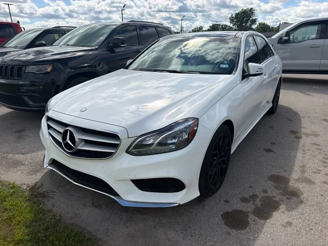 Used 2016 Mercedes-Benz E 350 Sedan image 3
