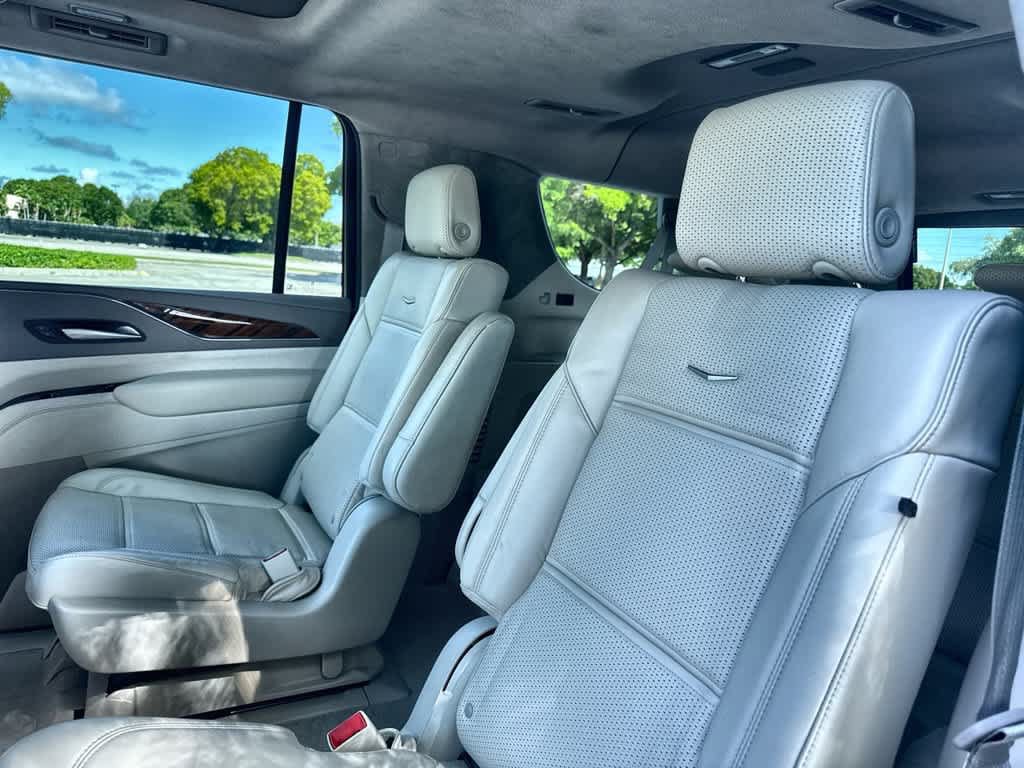 Used 2024 Cadillac Escalade ESV Sport Platinum RWD image 22