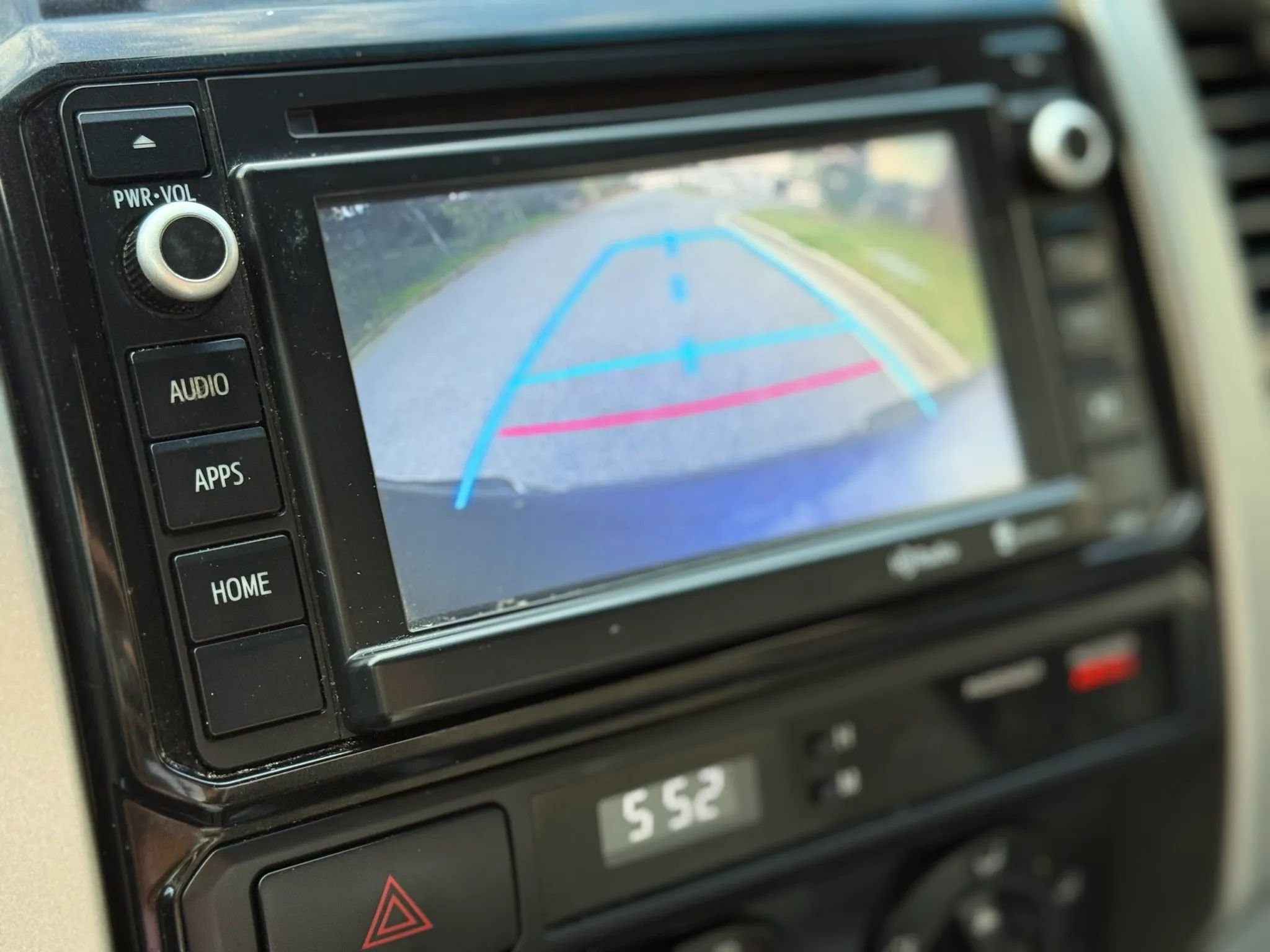 Used 2014 Toyota Tacoma 4x4 Access Cab w/ SR5 Package image 26