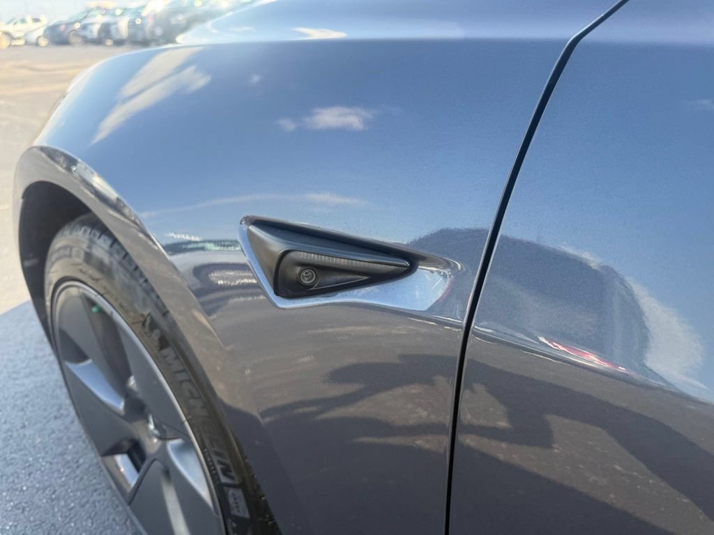 Used 2022 Tesla Model 3 Long Range AWD/4WD image 12