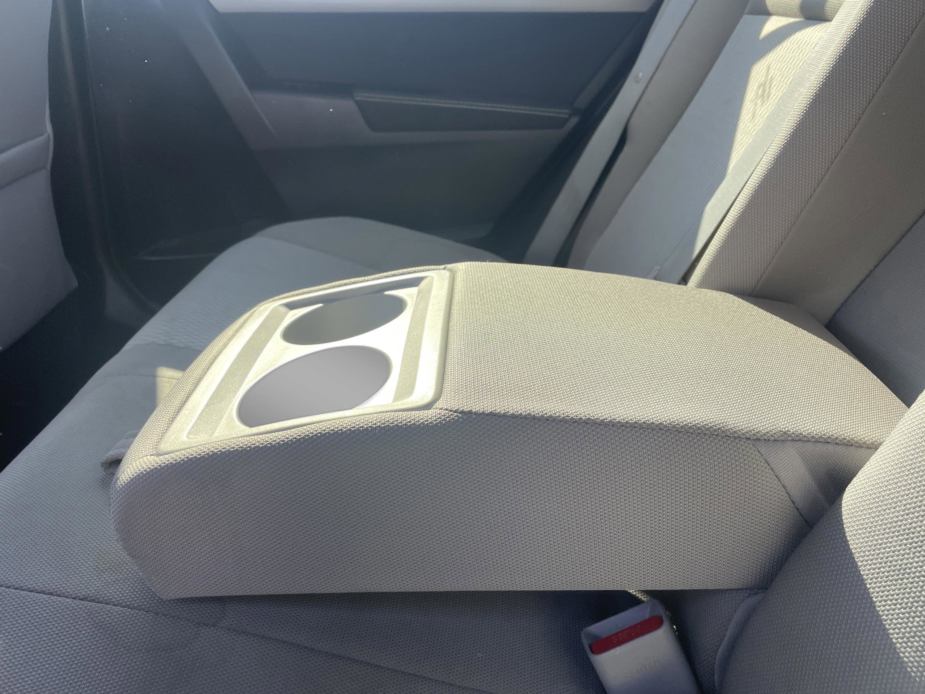 Used 2016 Toyota Corolla LE image 26