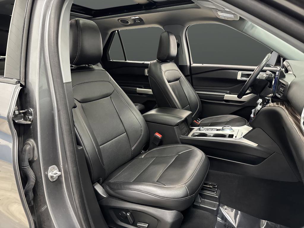 Used 2023 Ford Explorer Limited image 31