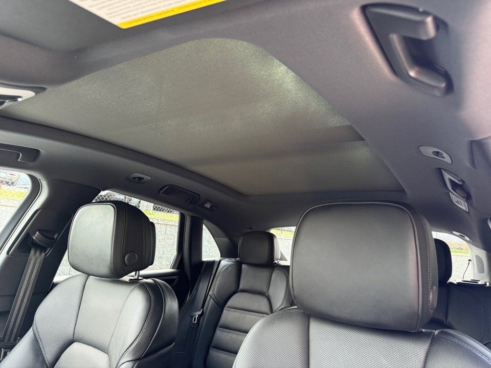 New 2026 Porsche Macan Turbo image 19