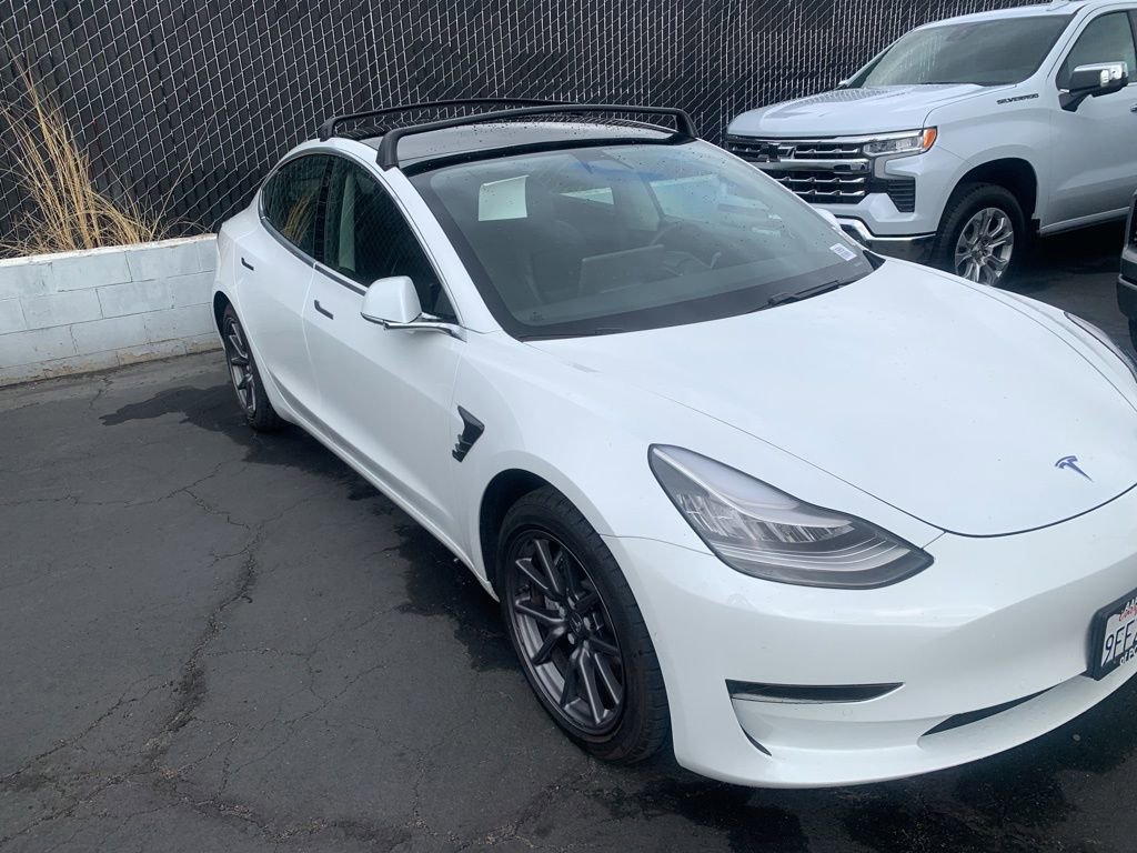 Used 2020 Tesla Model 3 Standard Range Plus RWD image 5