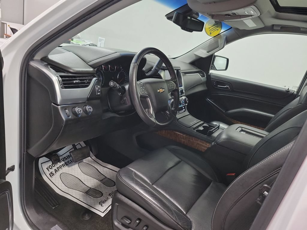 Used 2018 Chevrolet Tahoe Premier AWD/4WD image 32
