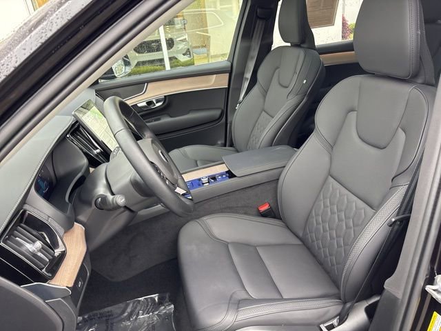 Used 2025 Volvo XC90 B6 Plus AWD/4WD image 19
