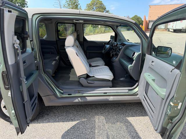 Used 2005 Honda Element LX image 16