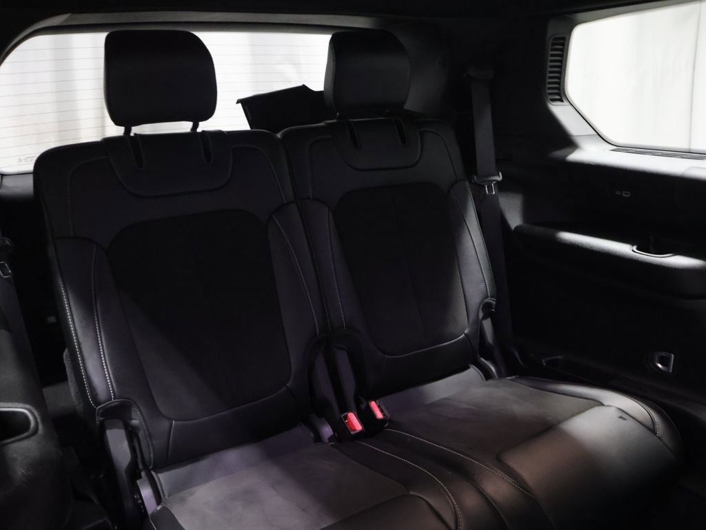 Used 2023 Jeep Grand Cherokee L Laredo image 22