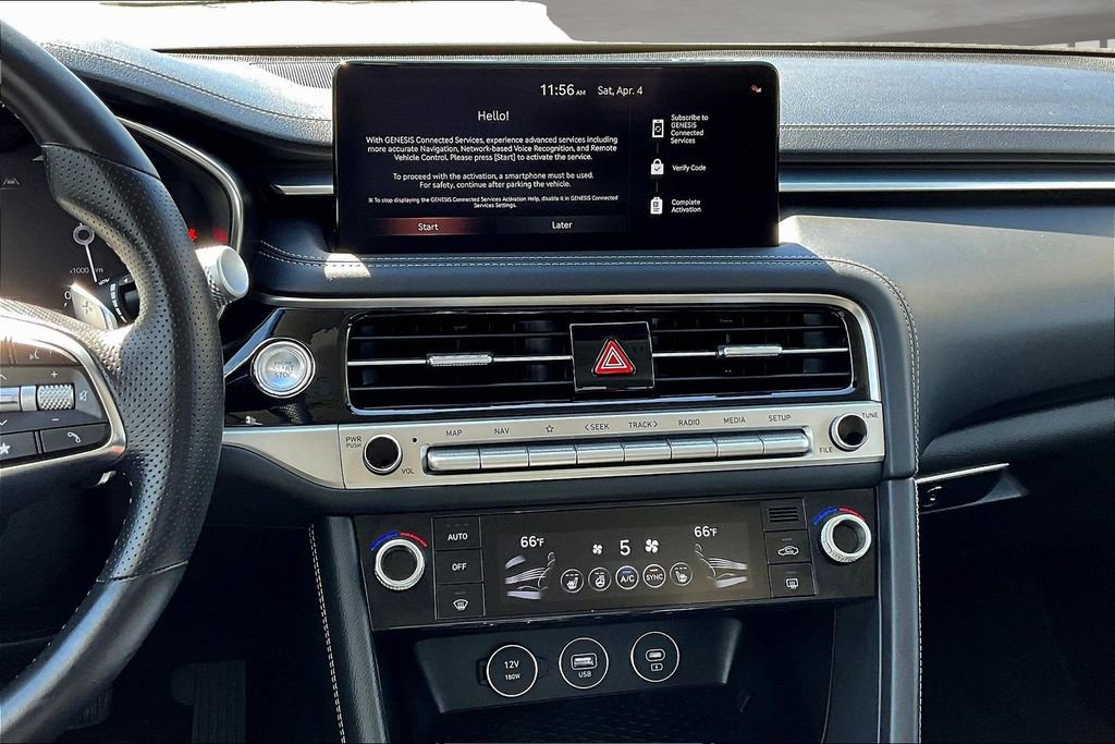 Used 2024 Genesis G70 2.5T image 9