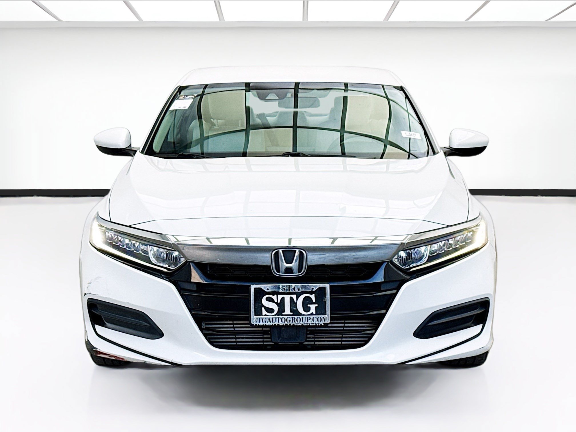 Used 2019 Honda Accord LX image 2