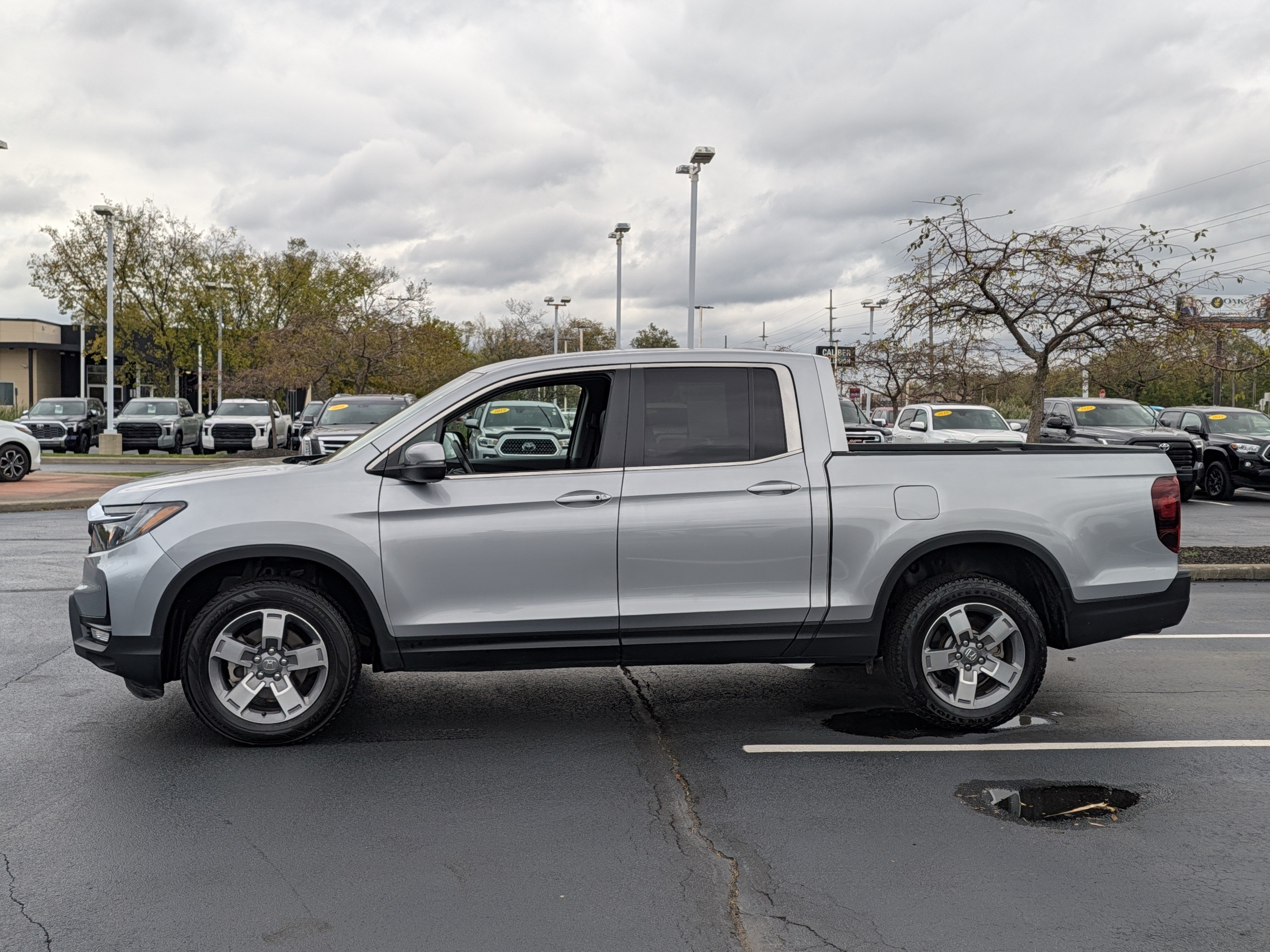 Used 2025 Honda Ridgeline RTL image 5