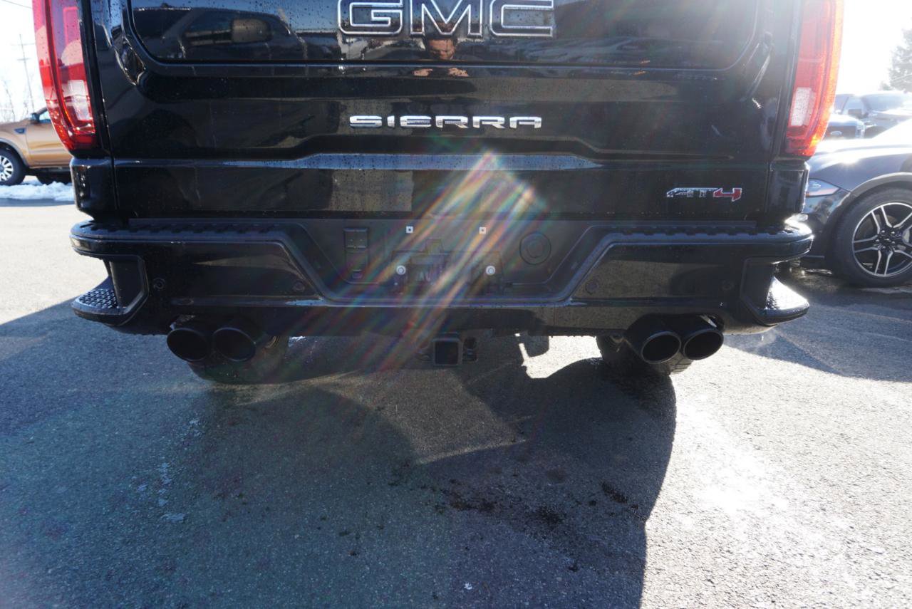 Used 2021 GMC Sierra 1500 AT4 w/ AT4 Premium Package AWD/4WD image 8