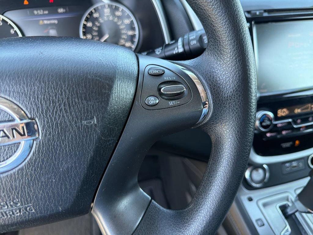 Used 2019 Nissan Murano S FWD image 16