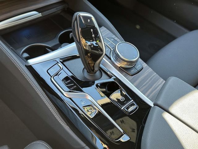 Certified 2023 BMW 530e xDrive w/ Premium Package image 40