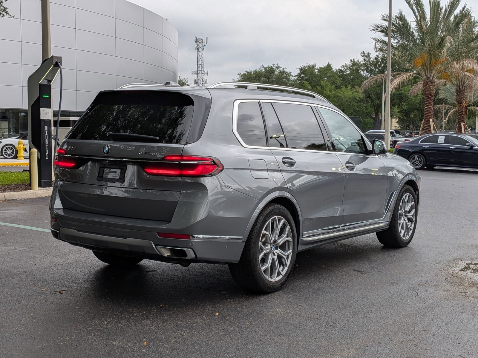 Used 2026 BMW X7 xDrive40i AWD/4WD image 8
