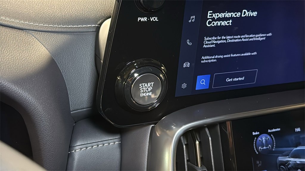 New 2025 Lexus LX 600 4WD w/ Luxury Package image 33