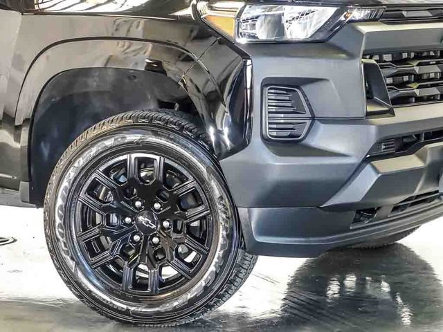 Used 2026 Chevrolet Colorado W/T w/ WT Custom Package AWD/4WD image 4