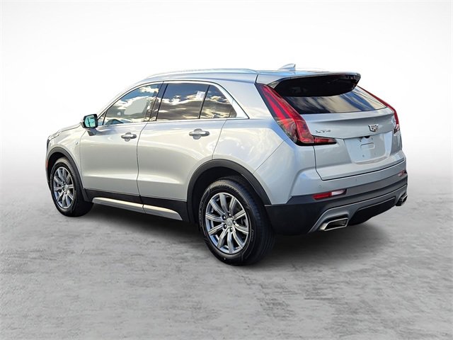 Used 2022 Cadillac XT4 Premium Luxury w/ Safety Alert Package image 3