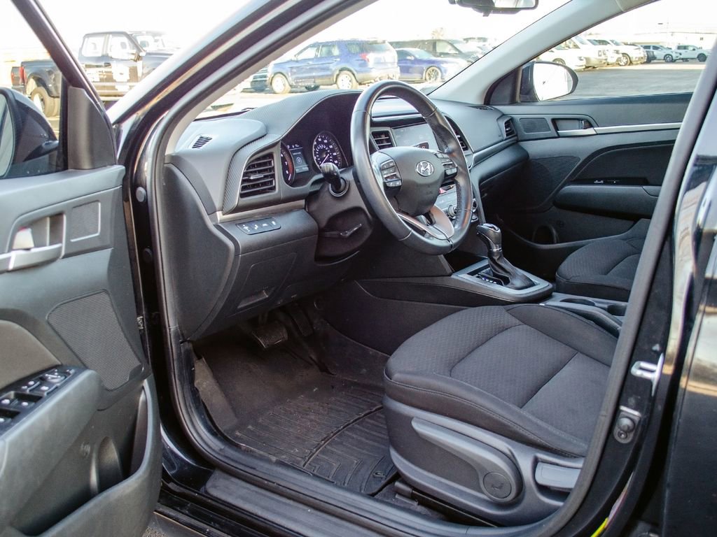 Used 2020 Hyundai Elantra Value Edition w/ Cargo Package (C1) image 25