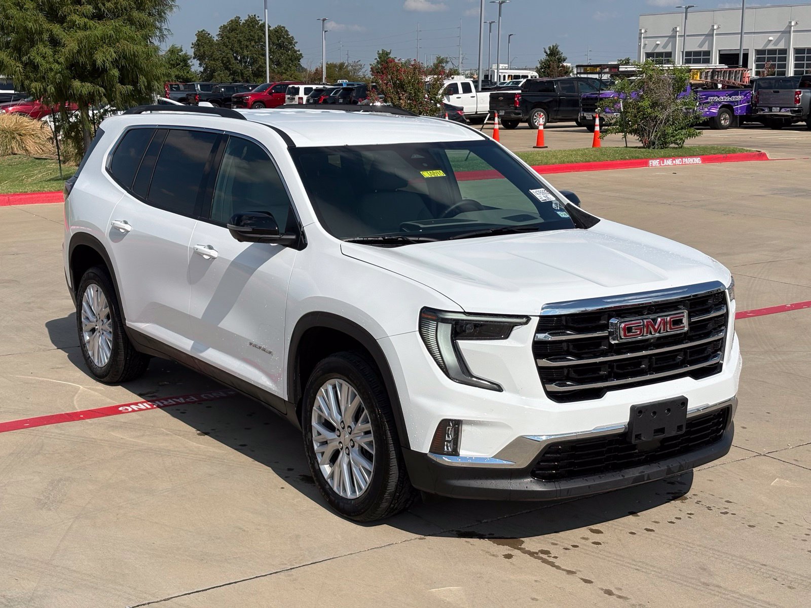 Certified 2026 GMC Acadia Elevation w/ Elevation Premium Package FWD image 11