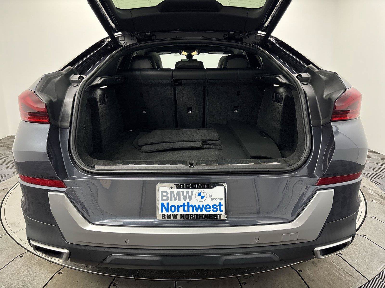 Used 2021 BMW X6 sDrive40i w/ Premium Package RWD image 21