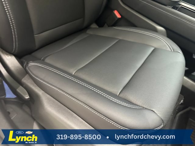 New 2027 Chevrolet Traverse LT w/ Sun and Wheel Package AWD/4WD image 9