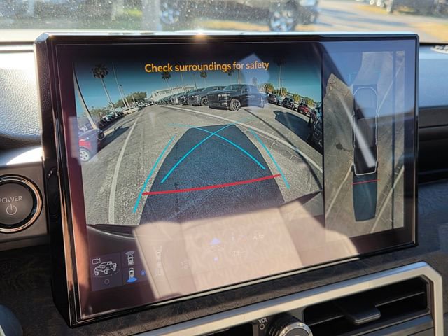 Used 2025 Toyota Tacoma Limited image 27