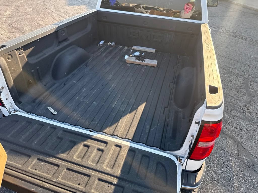 Used 2016 GMC Sierra 1500 SLE w/ Suspension Package, Off-Road AWD/4WD image 9