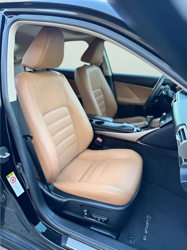 Used 2014 Lexus IS 250 w/ Luxury Package w/Brown Wood RWD image 23
