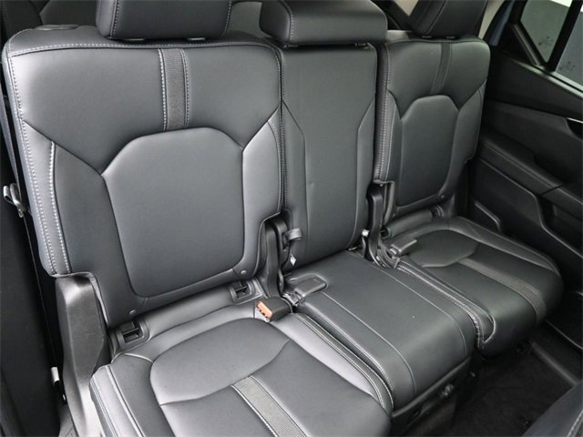 Used 2024 Honda Pilot Touring image 45