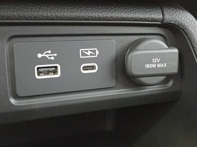 Used 2025 Honda Pilot Elite image 9