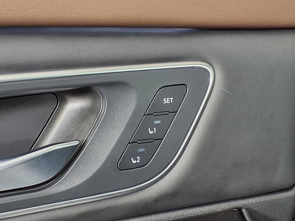 Used 2023 Nissan Rogue Platinum w/ Platinum Premium Package image 25