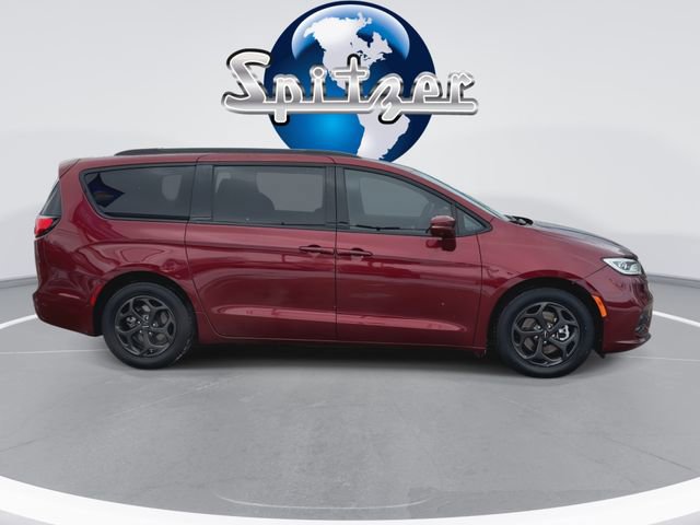 Used 2021 Chrysler Pacifica Touring-L w/ S Appearance Package image 10