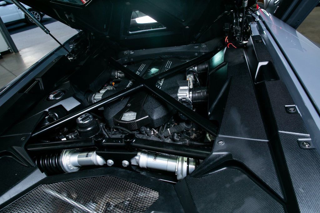 Used 2013 Lamborghini Aventador LP 700-4 image 48