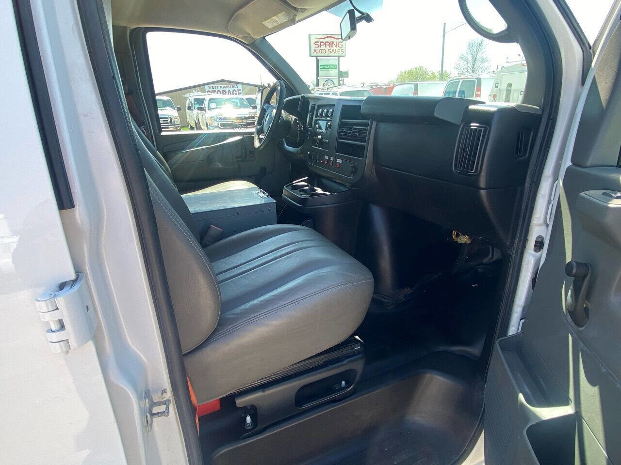 Used 2013 Chevrolet Express 2500 image 12