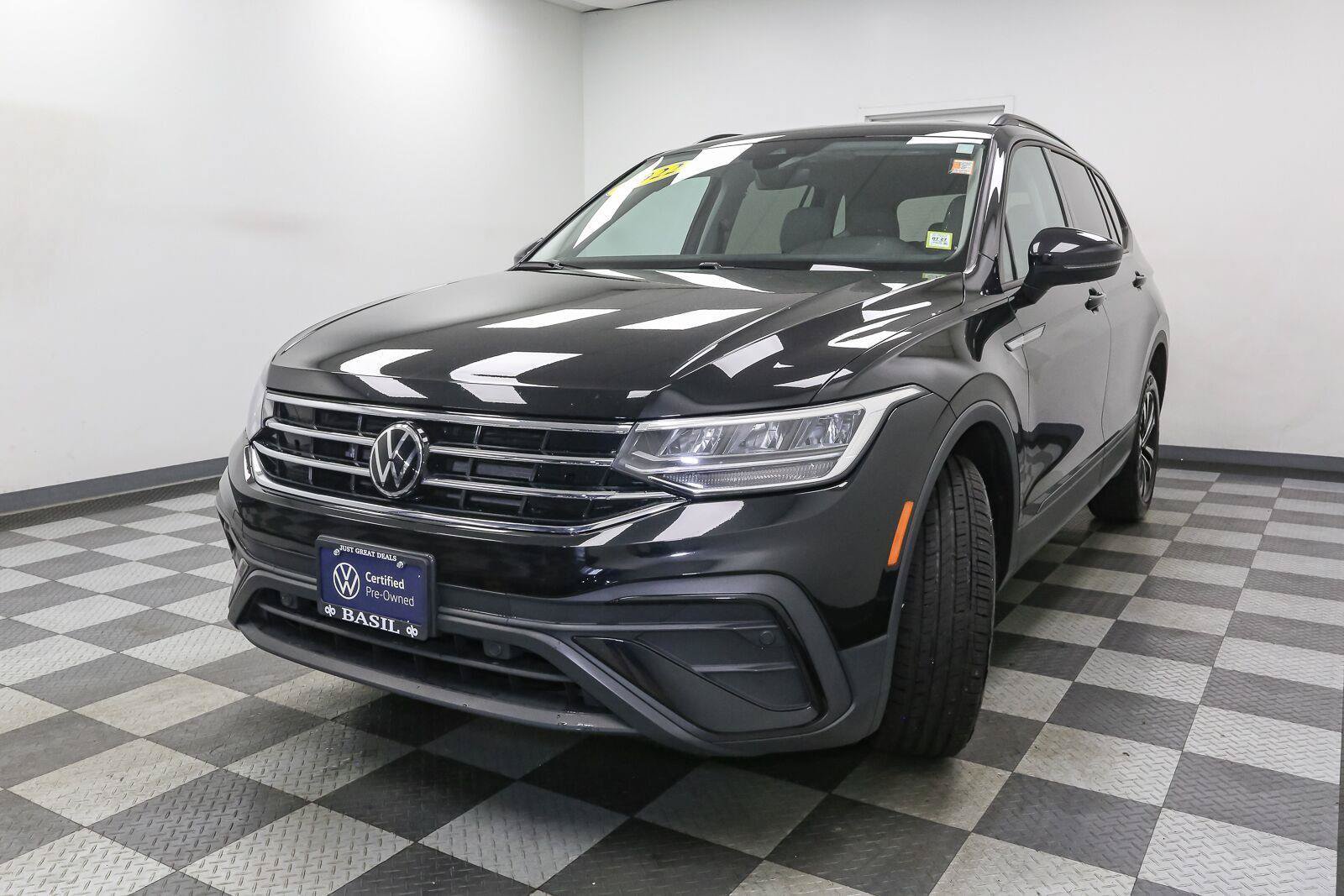 Certified 2022 Volkswagen Tiguan S AWD/4WD image 5