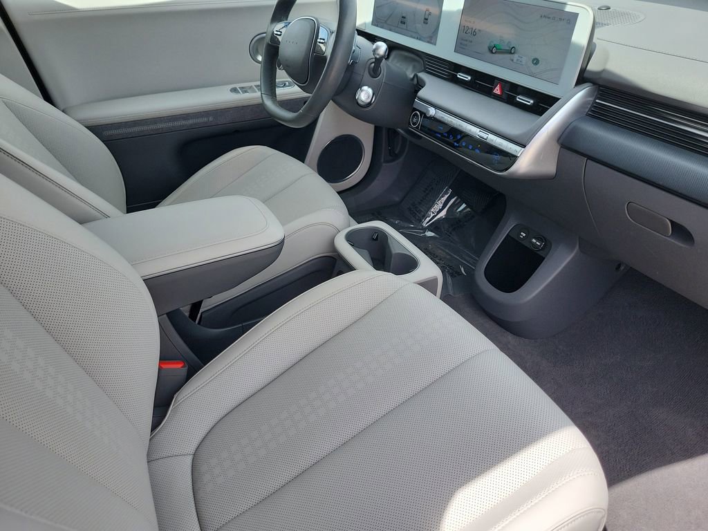Used 2023 Hyundai Ioniq 5 Limited AWD/4WD image 15