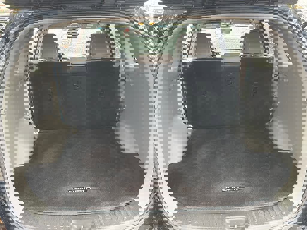 Used 2013 Kia Sorento LX w/ Value Pkg image 16