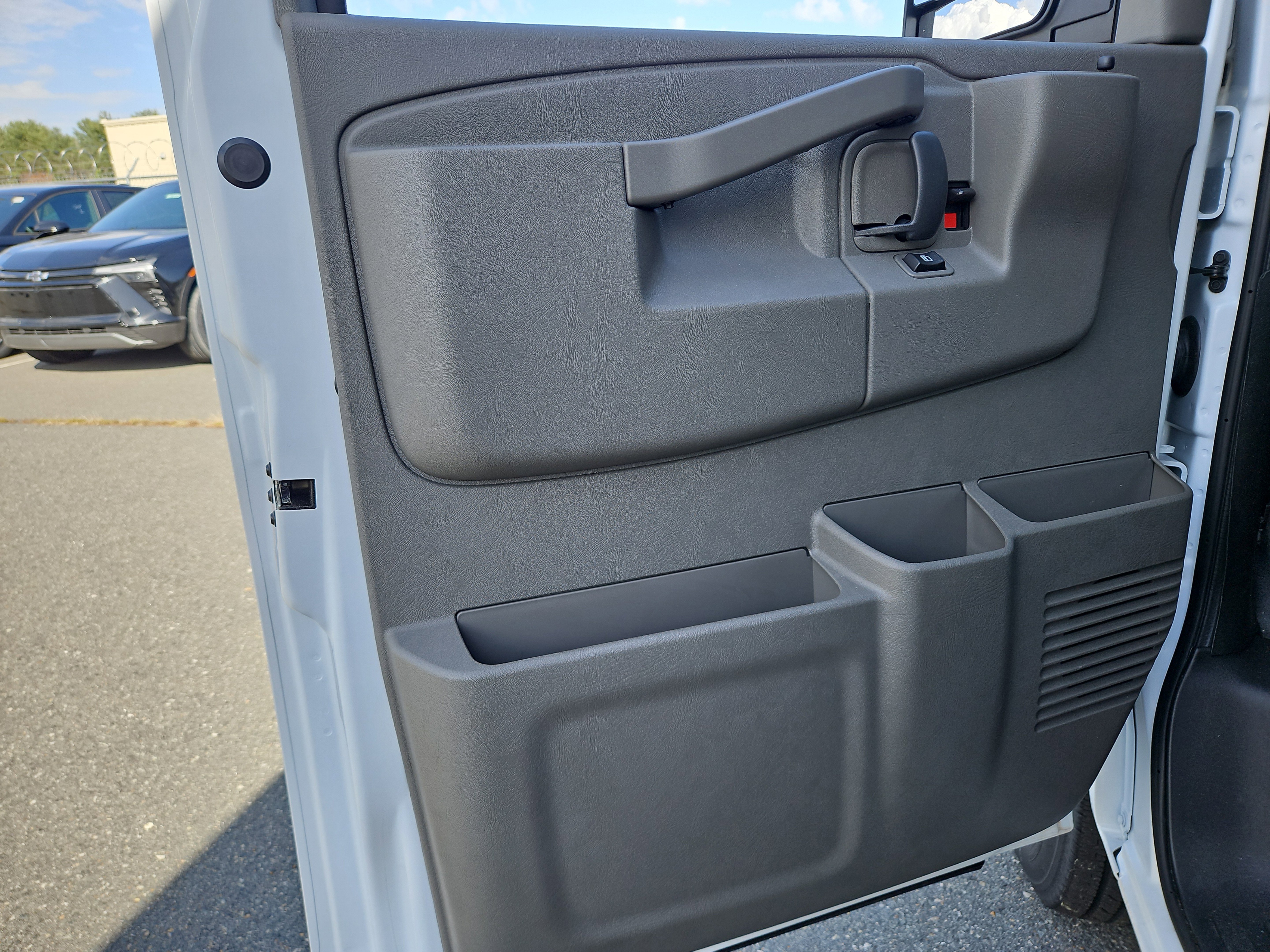 New 2024 Chevrolet Express 3500 1WT w/ Power Convenience Package image 10