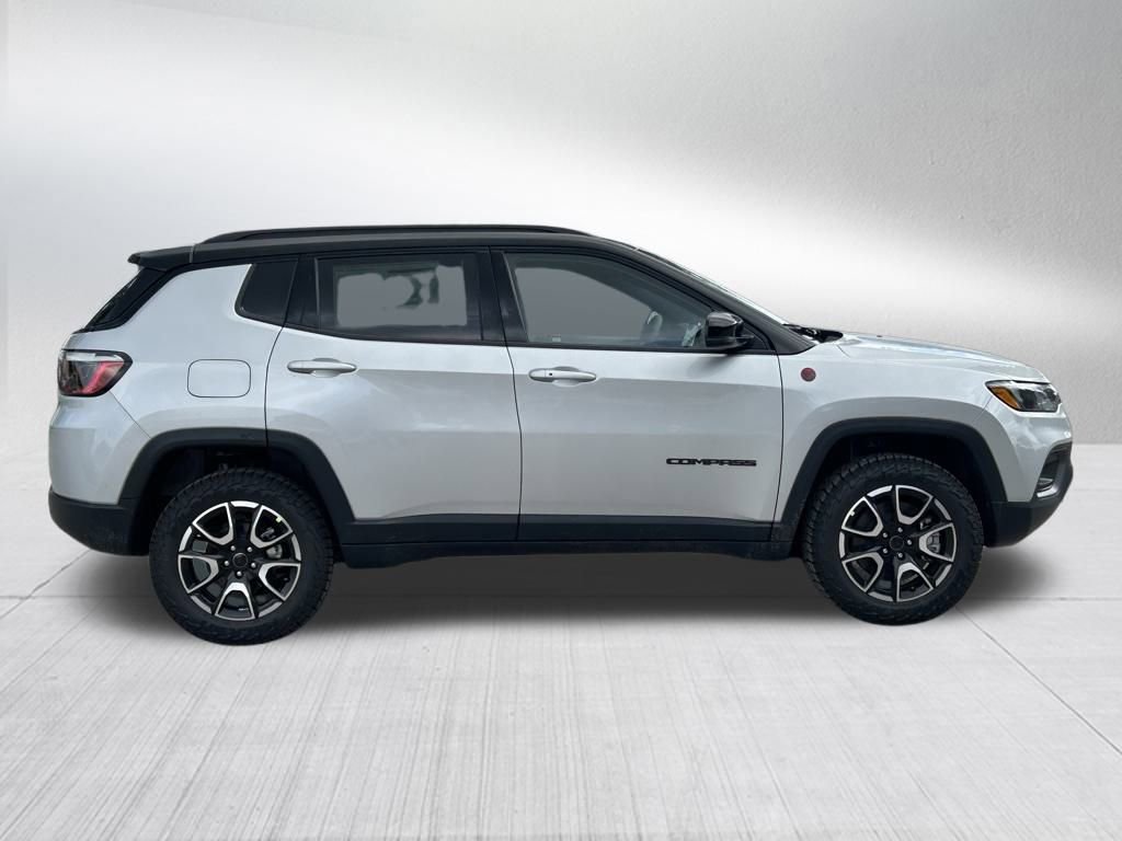 New 2026 Jeep Compass Trailhawk image 4