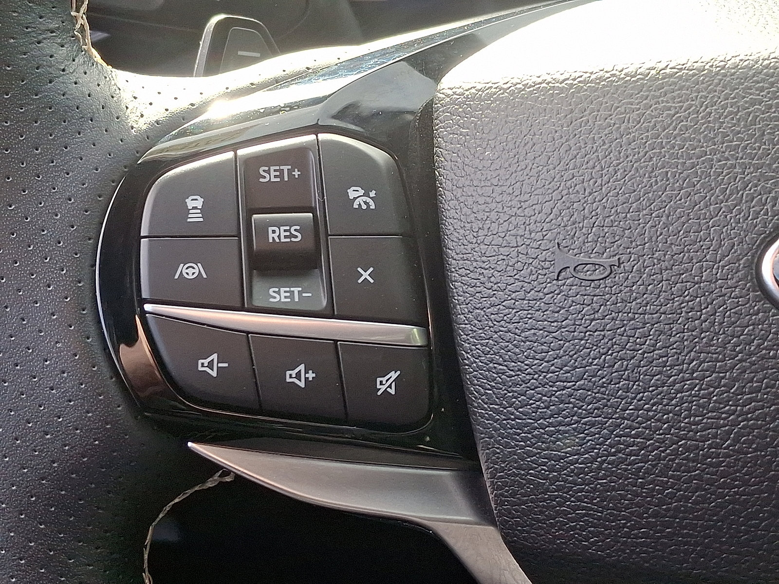 Certified 2022 Ford Explorer ST w/ Equipment Group 401A image 21