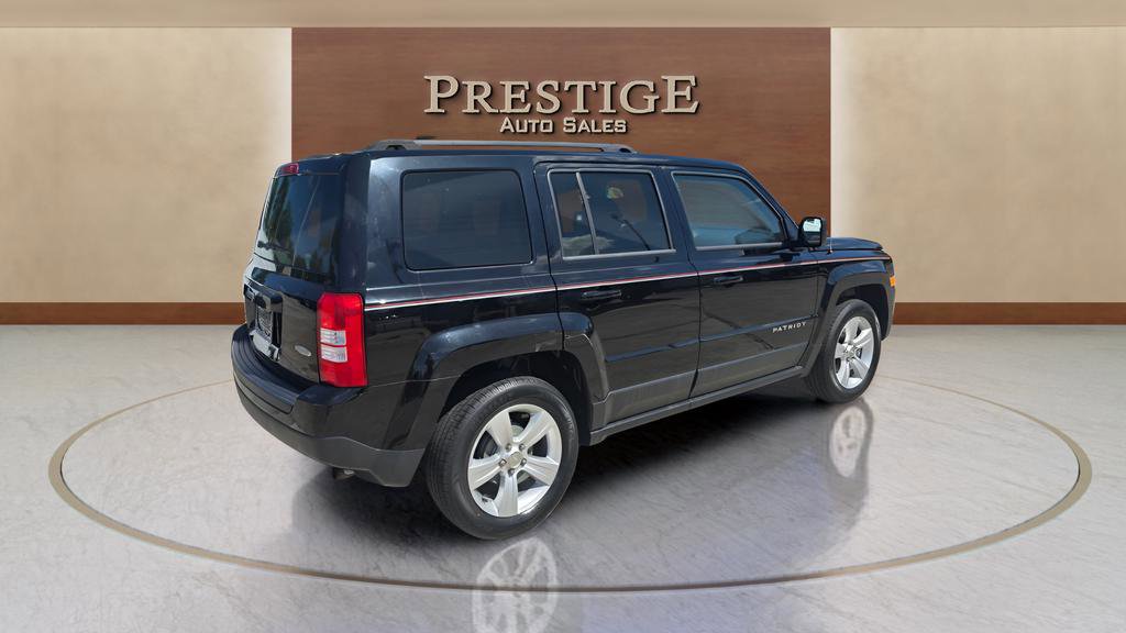 Used 2014 Jeep Patriot Latitude FWD image 5