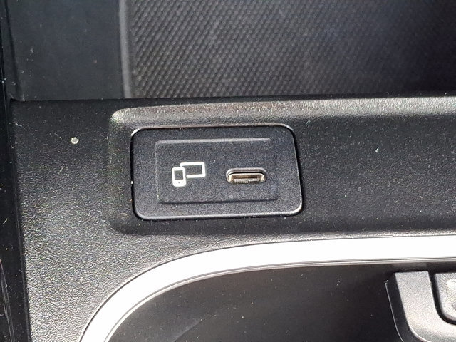 Used 2023 Mercedes-Benz CLA 250 4MATIC image 26