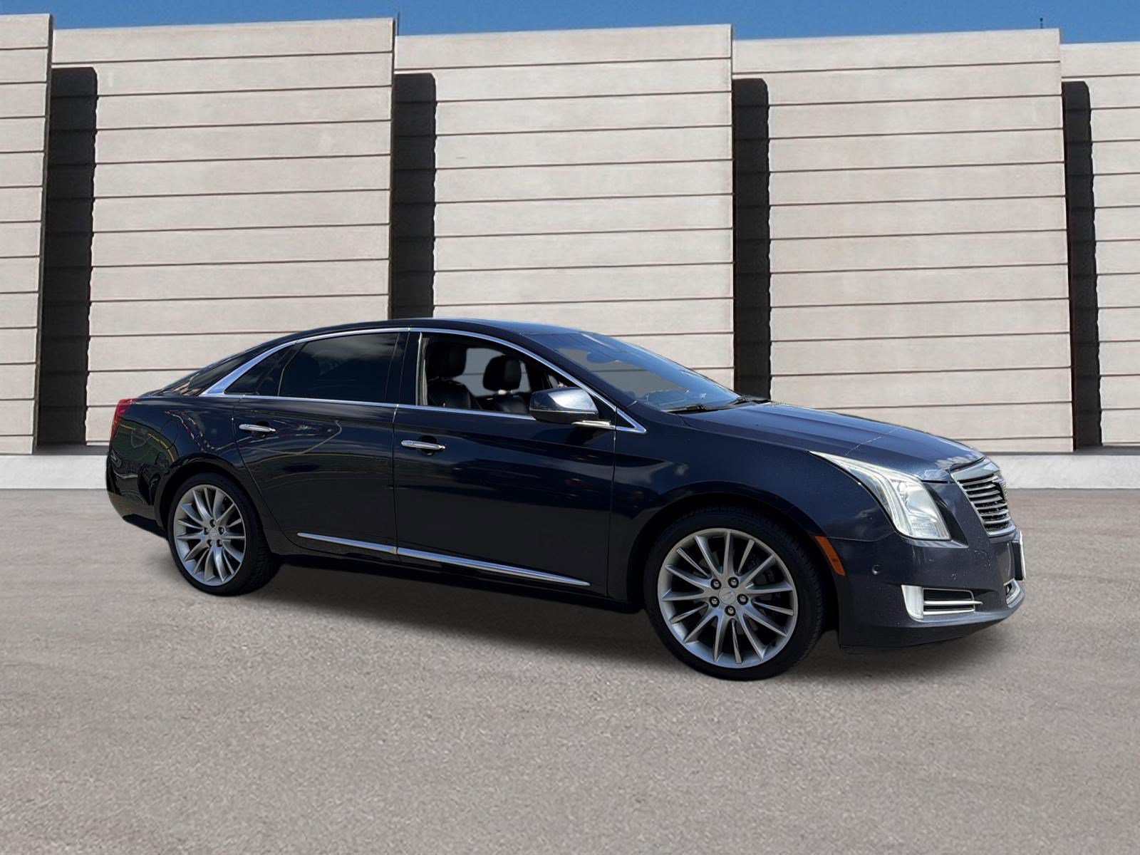 Used 2016 Cadillac XTS Platinum FWD image 6