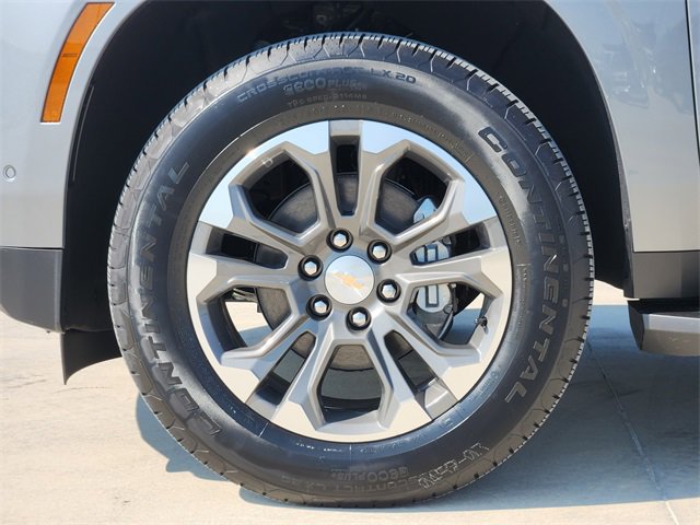 New 2026 Chevrolet Suburban LT w/ Comfort Package image 9