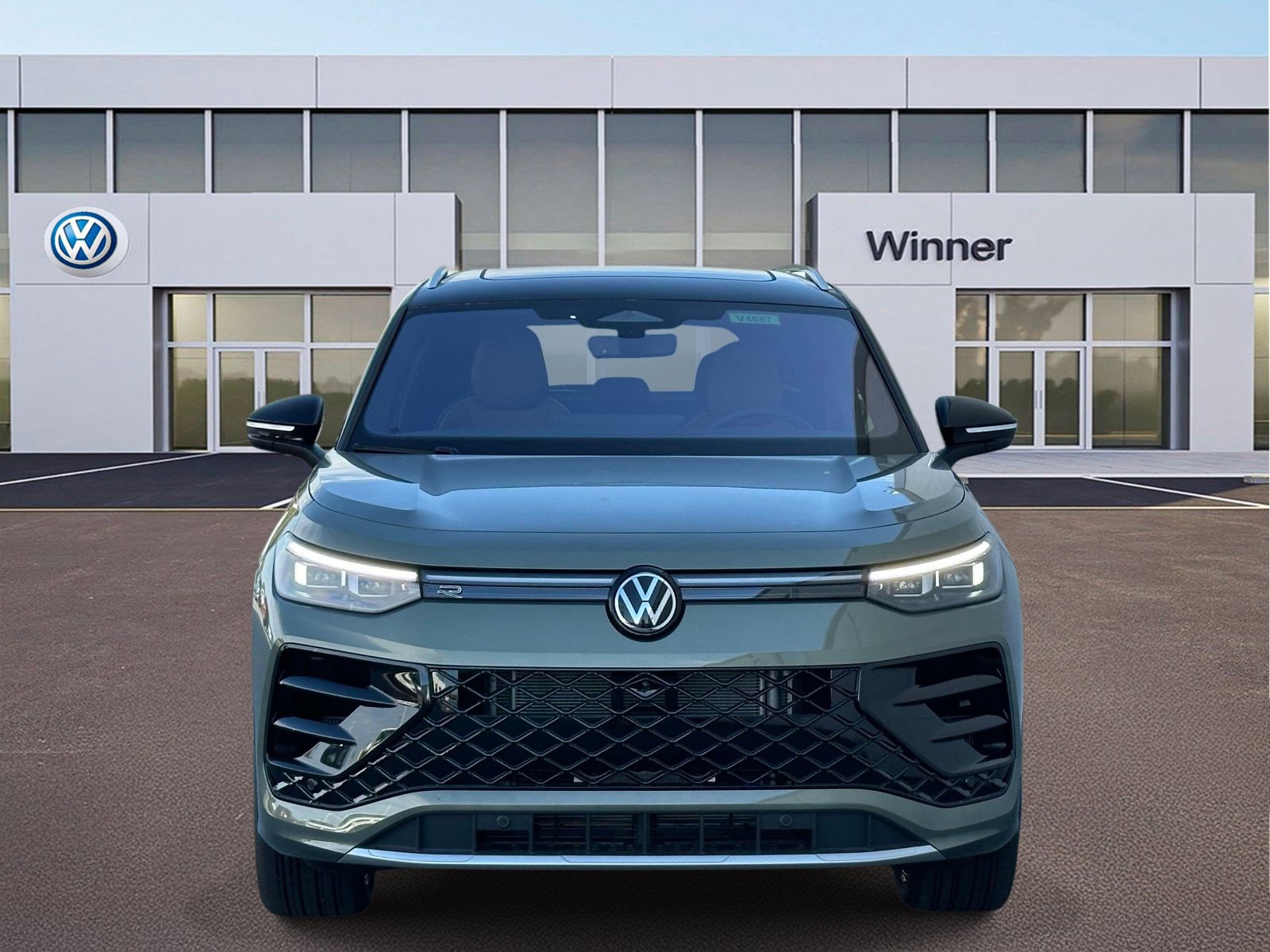 New 2026 Volkswagen Tiguan SEL R-Line AWD/4WD image 9