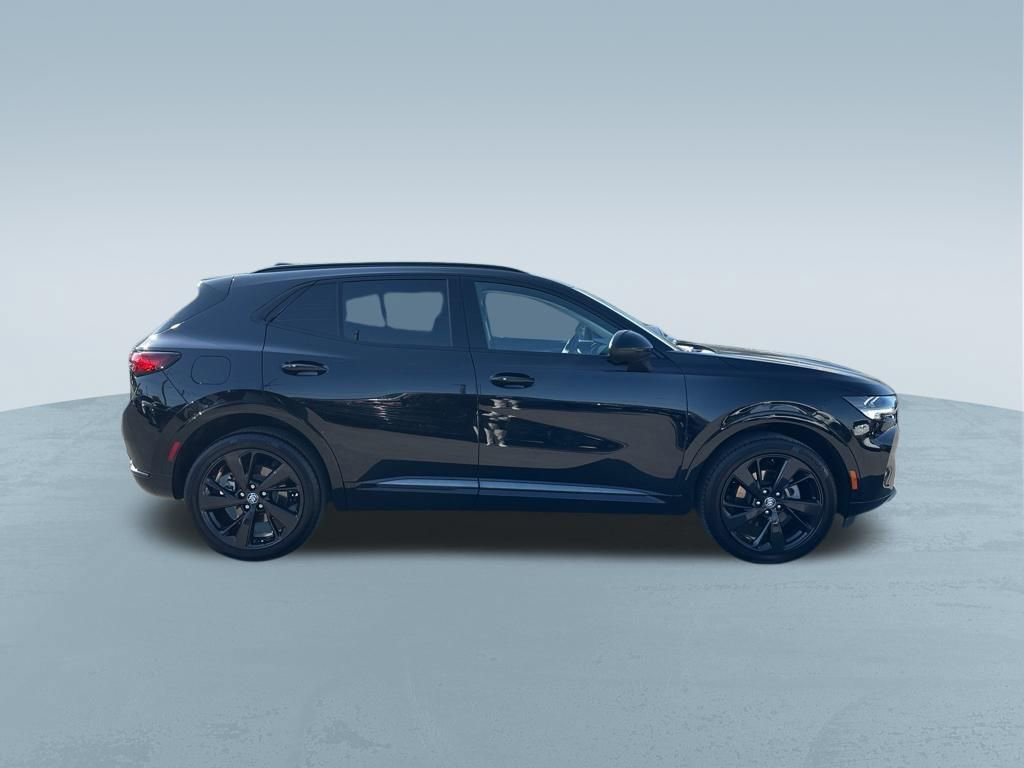Used 2023 Buick Envision Essence w/ Sport Touring Package image 9